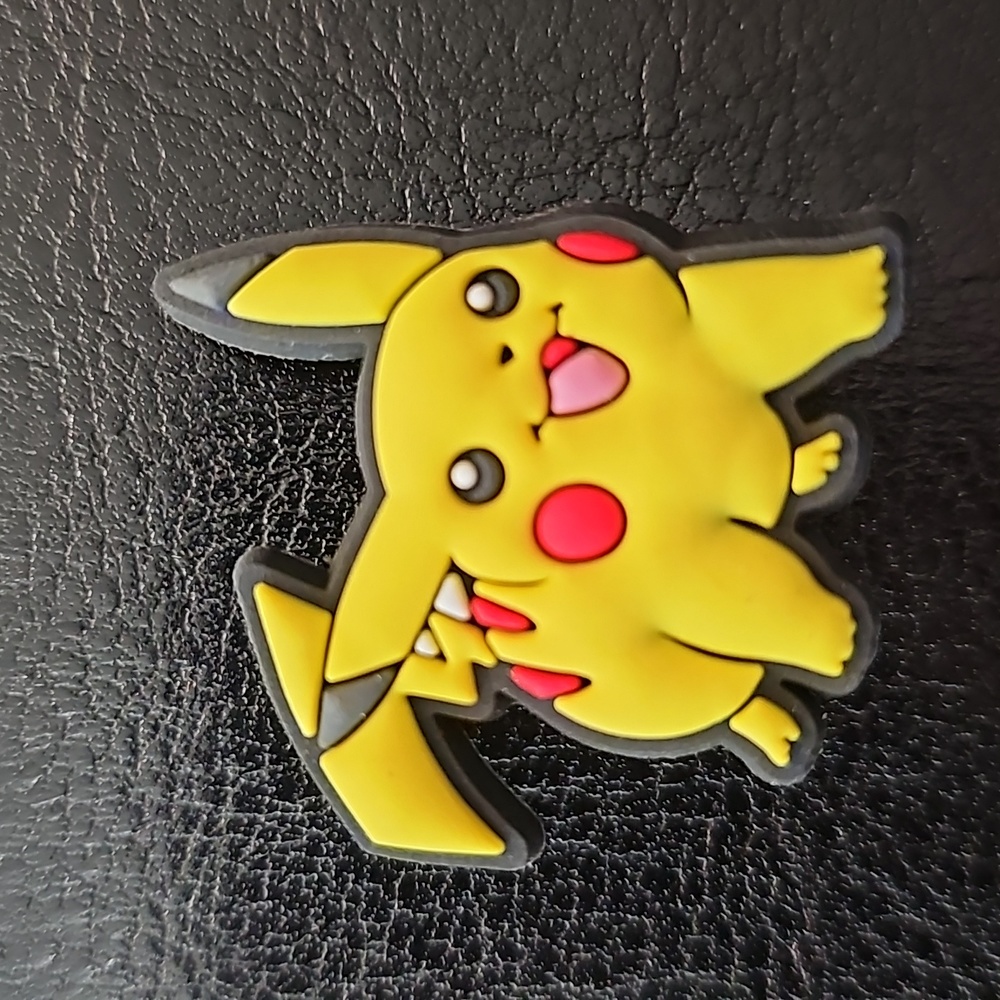 Pokemon Pikachu Crocs Shoe Charms - Picture 7 of 8